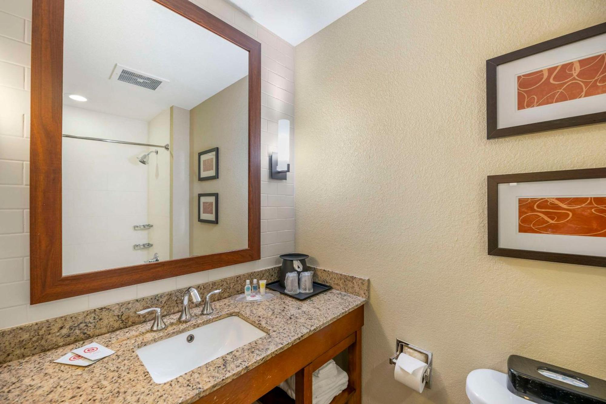 Comfort Suites Carlsbad Dış mekan fotoğraf